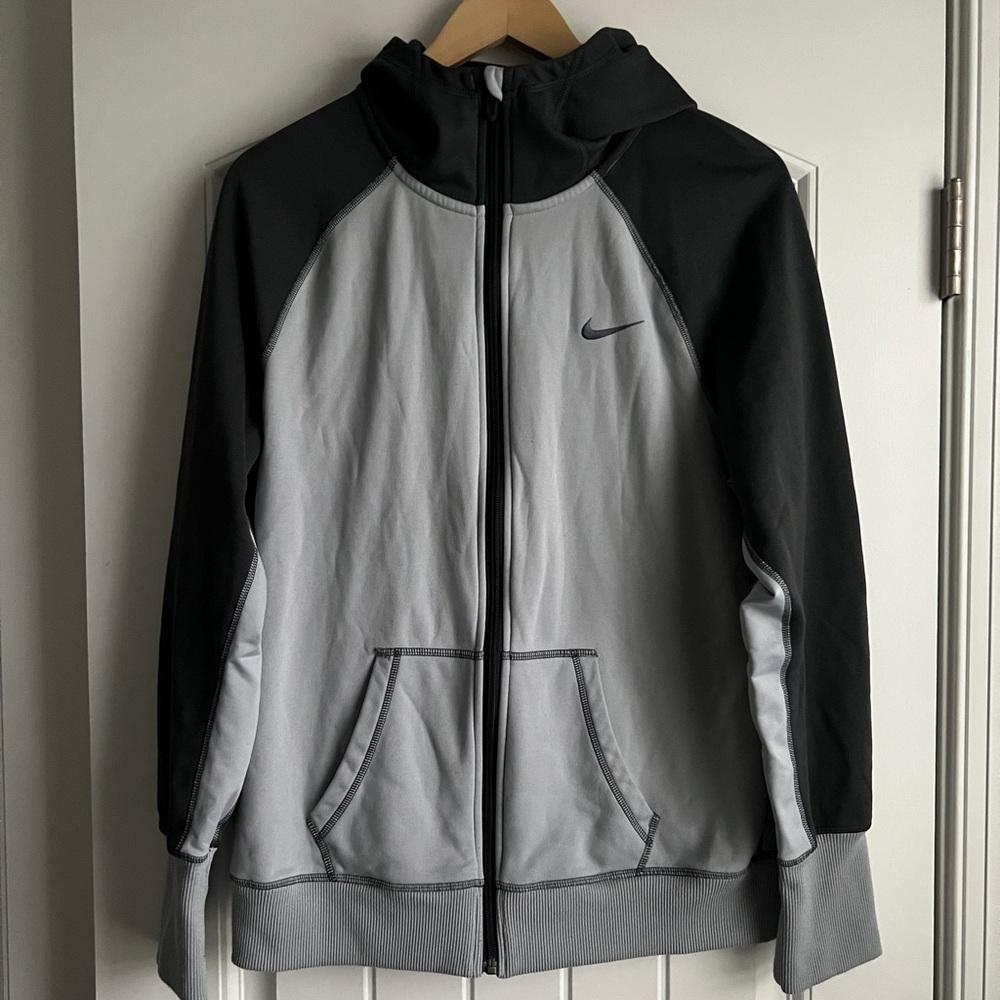 Nike Hoodie Fleece Women's Gray Long Sleeve Full Zip Therma Fit